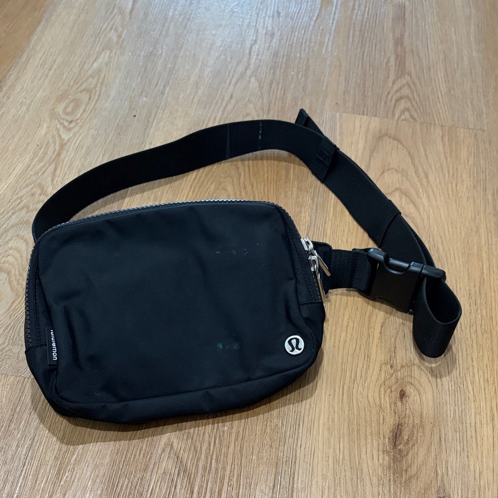 lululemon Black Belt Bag